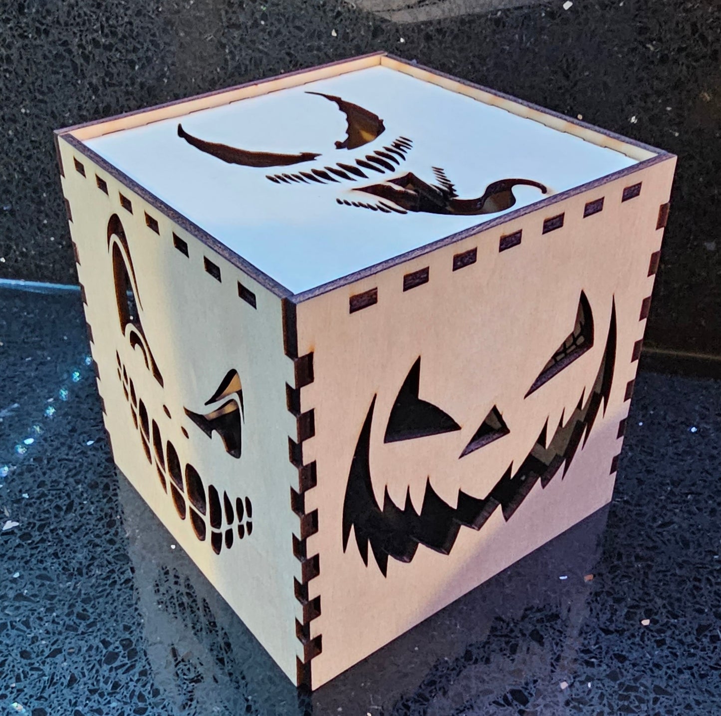 Back-lit Themed Box - 4 Inch